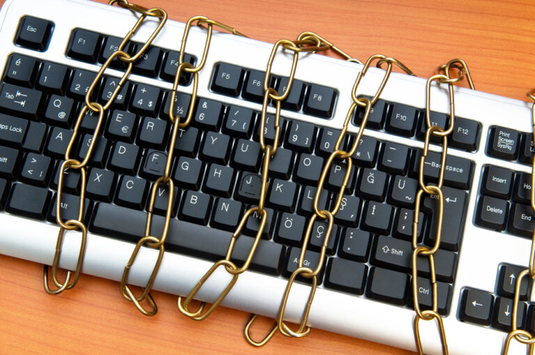 Spammy links